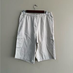 NWT Classic Elements Women's Khaki Elastic Waist Cargo Bermudas